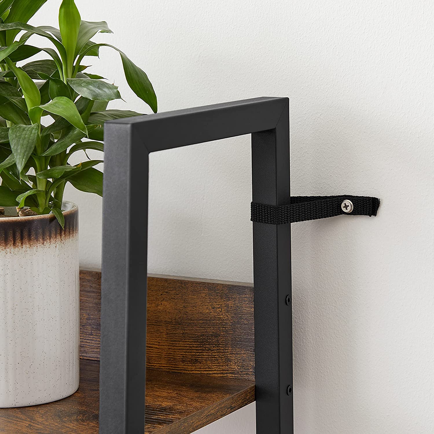 0d41981361ff59fd7821eaf08b8c88af