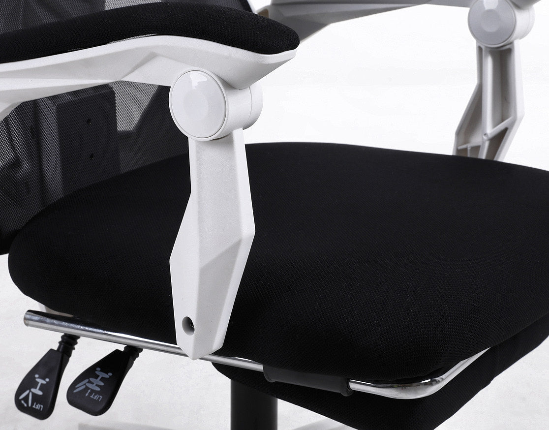 0cce44484654b35f10a7ad7f108a2742